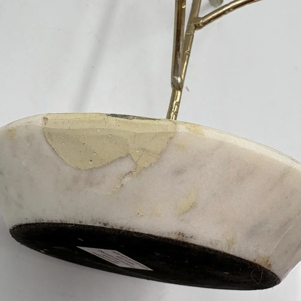 Unbranded decorative gold
